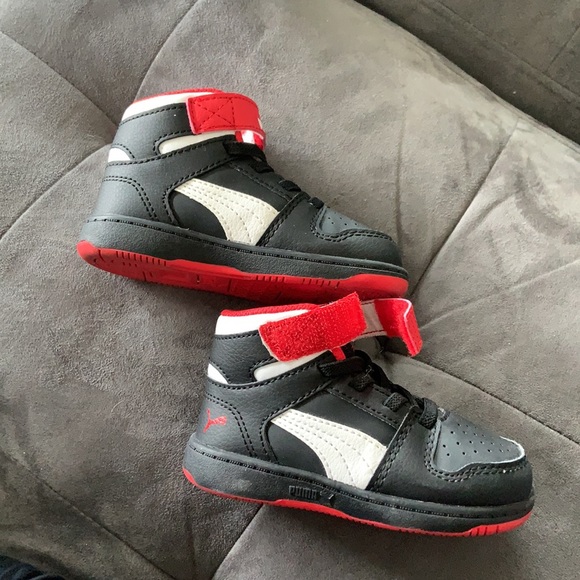 Baby boy size 5 puma high top runner! - Picture 5 of 5